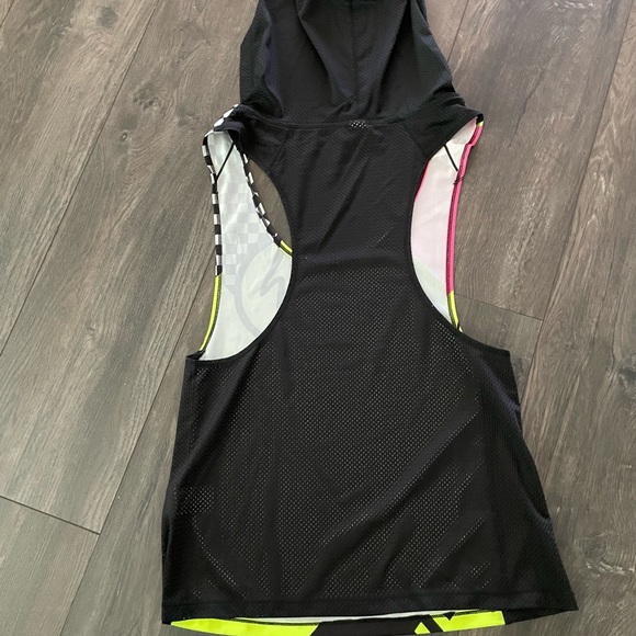 Zumba Top Set! - Picture 3 of 7